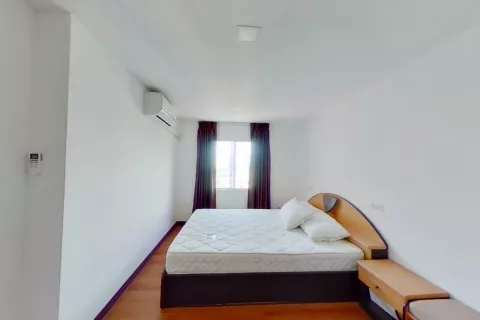 Condo à Yan Nawa, Bangkok, Thaïlande, 2 chambres  № 139508 - photo 11