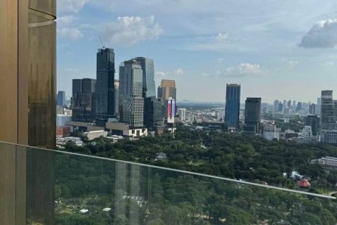 Condo in Bangkok, Thailand, 3 bedrooms  № 180684 - photo 15