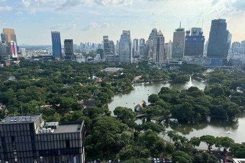 Condo in Bangkok, Thailand, 3 bedrooms  № 180684 - photo 16