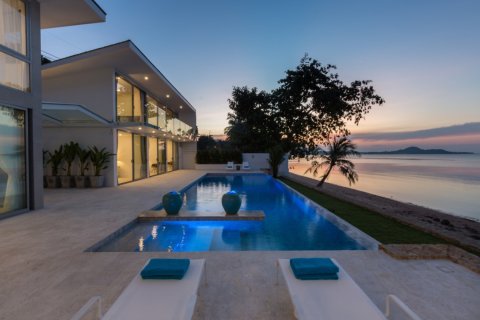 House in Ko Samui, Thailand 3 bedrooms № 180683 - photo 24