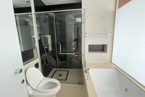 Condo à Khlong Toei, Bangkok, Thaïlande, 2 chambres  № 167916 - photo 10