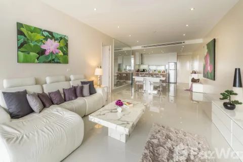 Condo in Phuket, Thailand, 2 bedrooms  № 167915