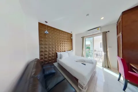 Villa in Pattaya, Thailand 7 bedrooms № 156977 - photo 14