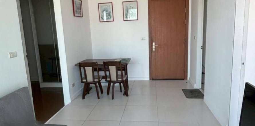 Condo in Watthana, Bangkok, Thailand, 2 bedrooms № 156974
