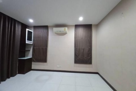 Дом в Бангкхэ, Бангкок, Таиланд с 5 спальнями № 156973 - фото 4