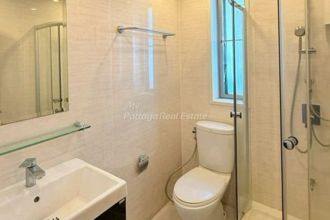 Casa de 4 dormitorios en Bang Lamung, Tailandia № 233700 - foto 11