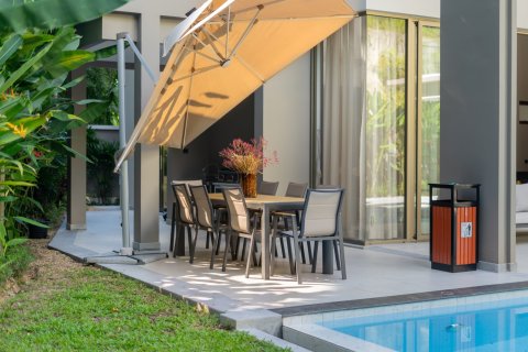 Casa de 4 dormitorios en Bang Tao, Tailandia № 233695 - foto 11