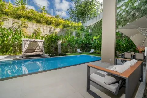 Casa de 4 dormitorios en Bang Tao, Tailandia № 233695 - foto 4