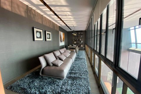 Condo in Watthana, Bangkok, Thailand, 3 bedrooms  № 134105 - photo 27