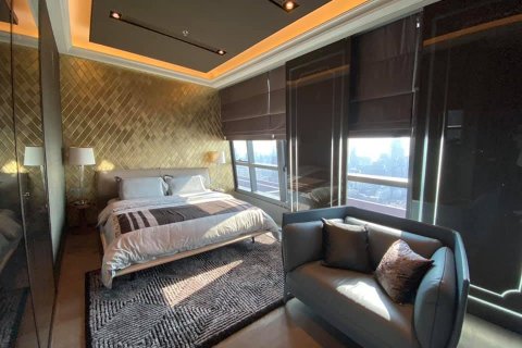 Condo in Watthana, Bangkok, Thailand, 3 bedrooms  № 134105 - photo 8