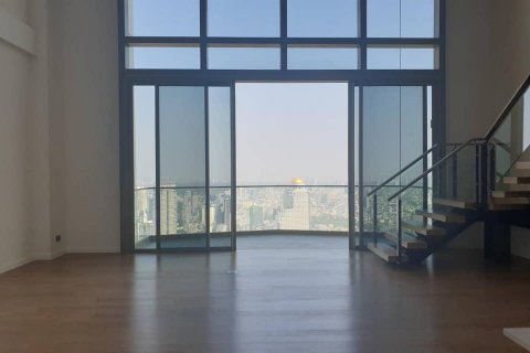 Пентхаус в Кхлонг Сане, Бангкок, Таиланд с 3 спальнями  № 134103 - фото 3