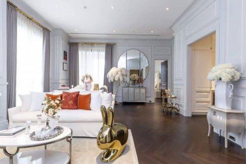 Кондоминиум с 2 спальнями в Патхум Ване, Бангкок, Таиланд № 134101 - фото 1