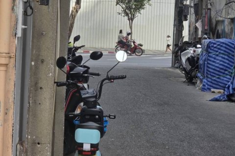 Дом в Бангкоке, Таиланд с 3 спальнями  № 152464 - фото 2