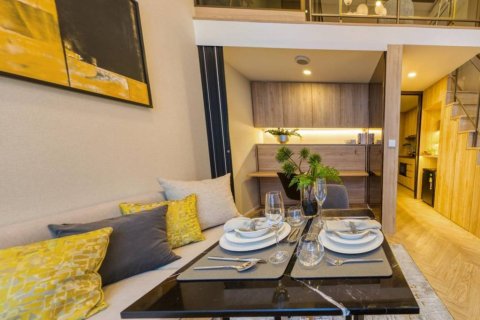 Duplex in Huai Khwang, Bangkok, Thailand 1 bedroom № 152465 - photo 4