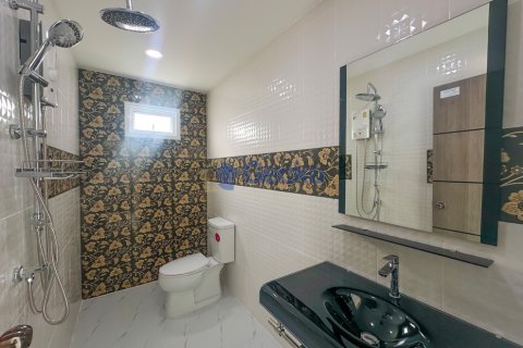 บ้านในพัทยา, ประเทศไทย 4 ห้องนอน № 196396 - รูปถ่าย 12