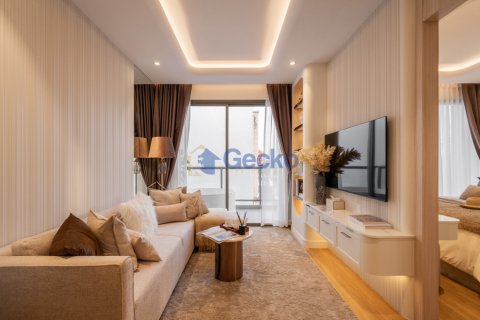 Condo in Pattaya, Thailand, 2 bedrooms  № 196400