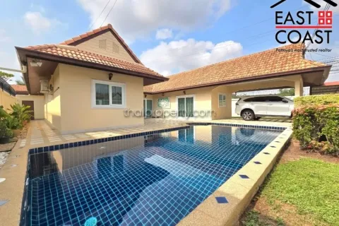 House in Pattaya, Thailand 4 bedrooms № 212433