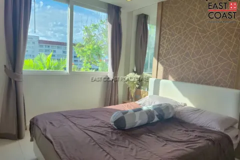 Condominio de 2 dormitorios en Jomtien Beach, Pattaya, Tailandia № 212431 - foto 7