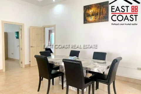 Casa de 3 dormitorios en Pattaya, Tailandia № 212430 - foto 7