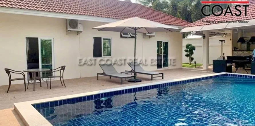 Casa de 3 dormitorios en Pattaya, Tailandia № 212430