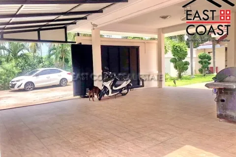 Casa de 3 dormitorios en Pattaya, Tailandia № 212430 - foto 18