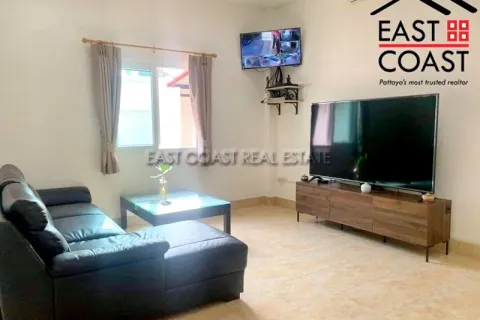 Casa de 3 dormitorios en Pattaya, Tailandia № 212430 - foto 4