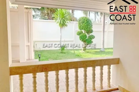 Casa de 3 dormitorios en Pattaya, Tailandia № 212430 - foto 17