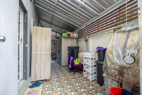 House in Chiang Mai, Thailand 3 bedrooms № 135190 - photo 18