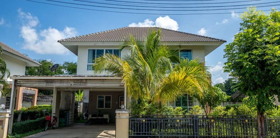 House in Chiang Mai, Thailand 3 bedrooms № 135190