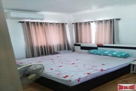 House in Pattaya, Thailand 3 bedrooms № 193674 - photo 5