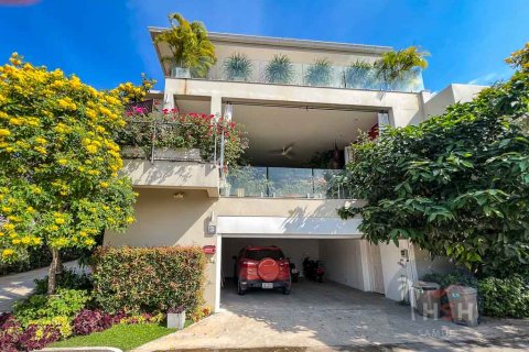 Villa à Ko Samui, Thaïlande 5 chambres № 180237