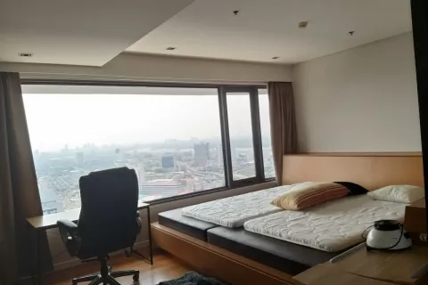 Кондоминиум с 2 спальнями в Сатхоне, Бангкок, Таиланд № 137155 - фото 5