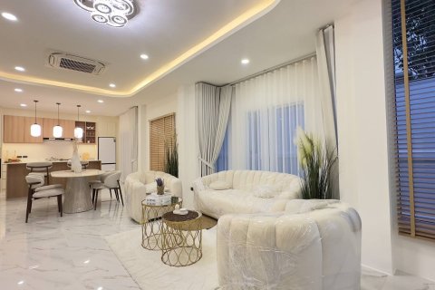 Дом в Паттайе, Таиланд с 4 спальнями  № 137157 - фото 19