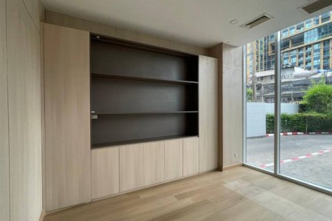 Магазин в Бангкоке, Таиланд 1050м2  № 114209 - фото 7