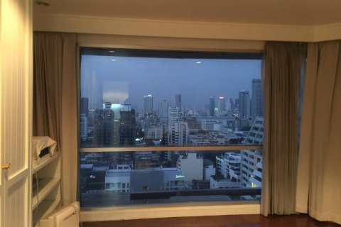 Studio in the Condo in Watthana, Bangkok, Thailand № 167594 - photo 6