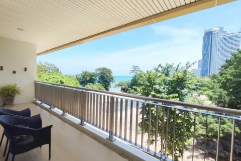 Studio dans le Condo à Pattaya, Thaïlande  № 167591 - photo 8