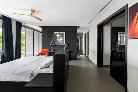 Villa in Phuket, Thailand 4 bedrooms № 167590 - photo 14