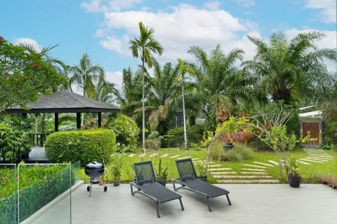 Villa in Phuket, Thailand 4 bedrooms № 167590 - photo 8