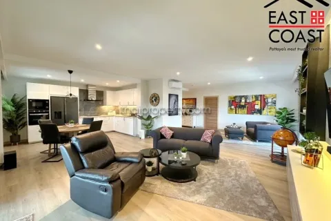 Condominio de 2 dormitorios en Pattaya, Tailandia № 213637 - foto 6