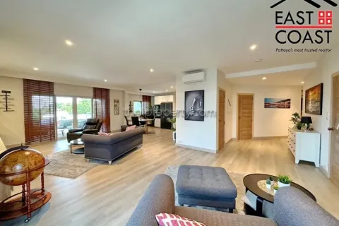 Condominio de 2 dormitorios en Pattaya, Tailandia № 213637 - foto 10