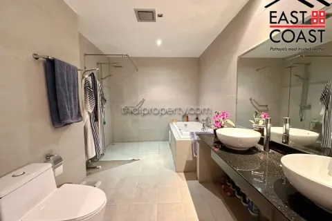 Condominio de 2 dormitorios en Jomtien Beach, Pattaya, Tailandia № 213634 - foto 17
