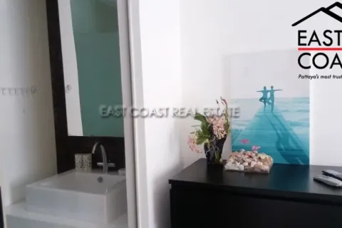 Condominio de 2 dormitorios en Pattaya, Tailandia № 213638 - foto 8