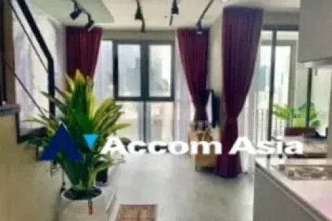 Duplex in Huai Khwang, Bangkok, Thailand 2 Schlafzimmer № 219512 - Foto 2