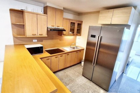 Кондоминиум с 2 спальнями в Бангкоке, Таиланд № 115410 - фото 10