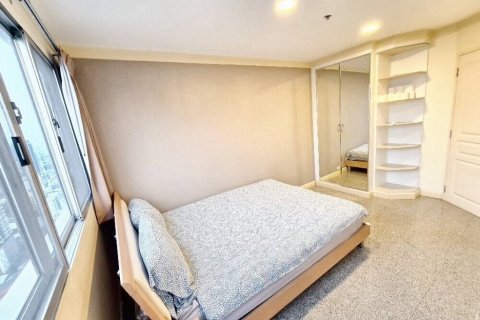 Кондоминиум с 2 спальнями в Бангкоке, Таиланд № 115410 - фото 7