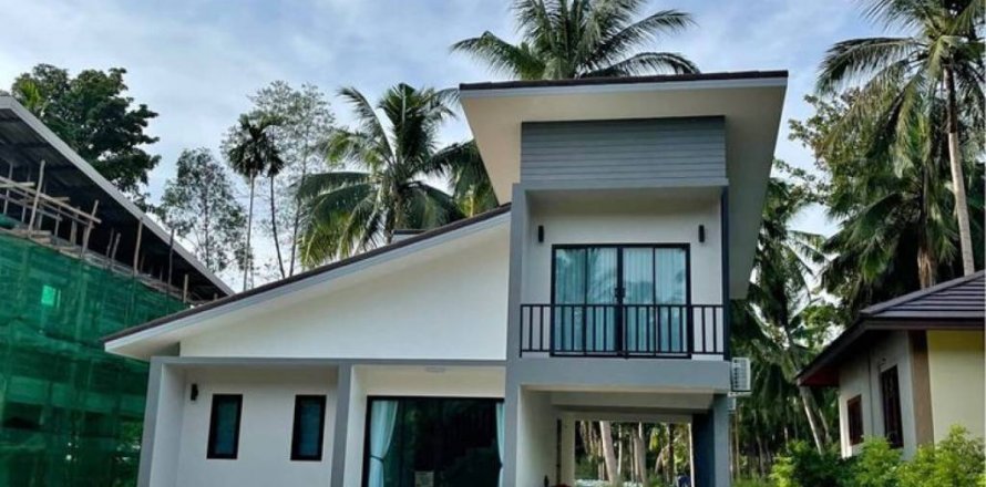 House in Surat Thani, Thailand 3 bedrooms № 115408