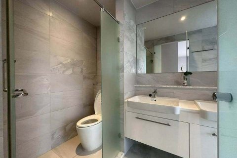 Condo in Watthana, Bangkok, Thailand, 2 bedrooms  № 137868 - photo 10