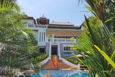 Villa à Phuket, Thaïlande 5 chambres № 137865 - photo 1