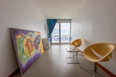 Condo in Pattaya, Thailand, 4 bedrooms № 197198 - photo 20