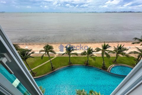 Condo in Pattaya, Thailand, 4 bedrooms № 197198 - photo 21